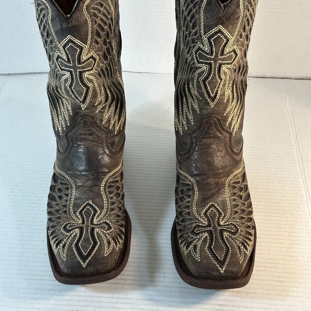 Corral Brown Heeled Boots with Embroidered Wings - Picture 3 of 16